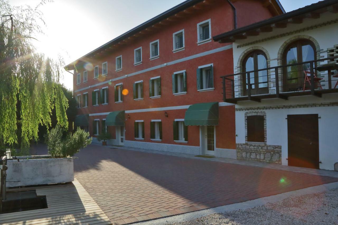 La Fonte Fontanafredda Exterior foto